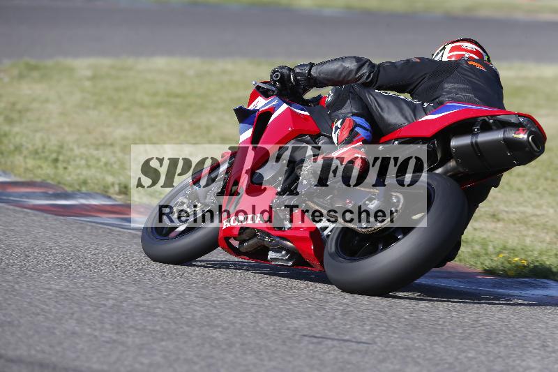 Archiv-2025/17 17.05.2025 PROMAX ADR/Gruppe gelb/991